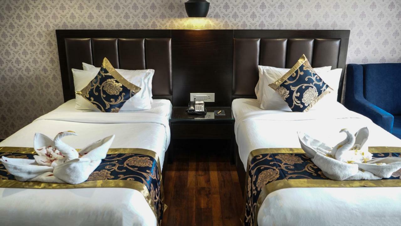 Hotel Saffron Crest Siliguri Exterior photo